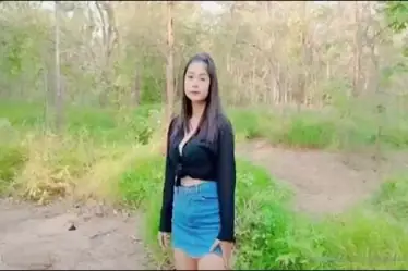 Ajak Pacar ke Semak-semak Ngentot Sange HD Viral